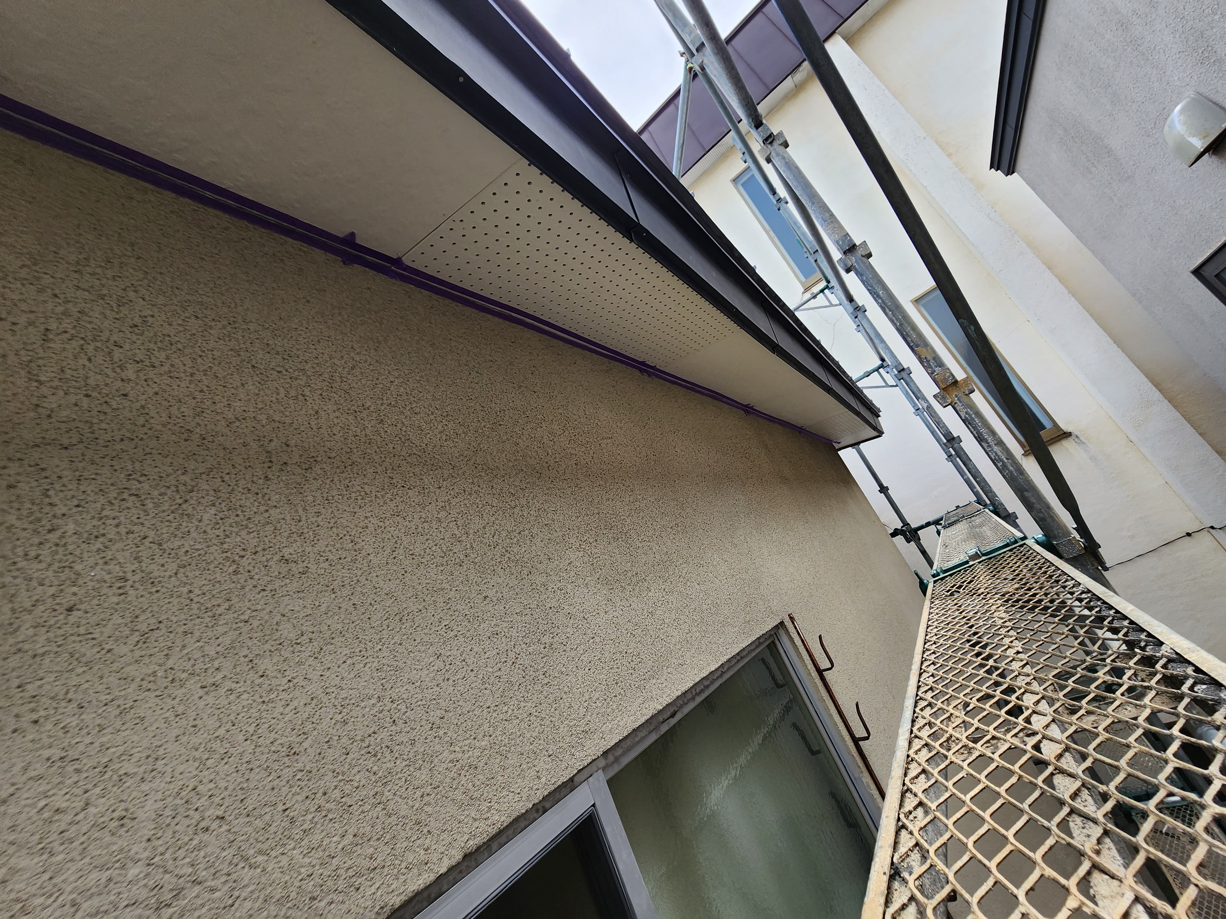 軒天交換・屋根板金部分葺き替え8